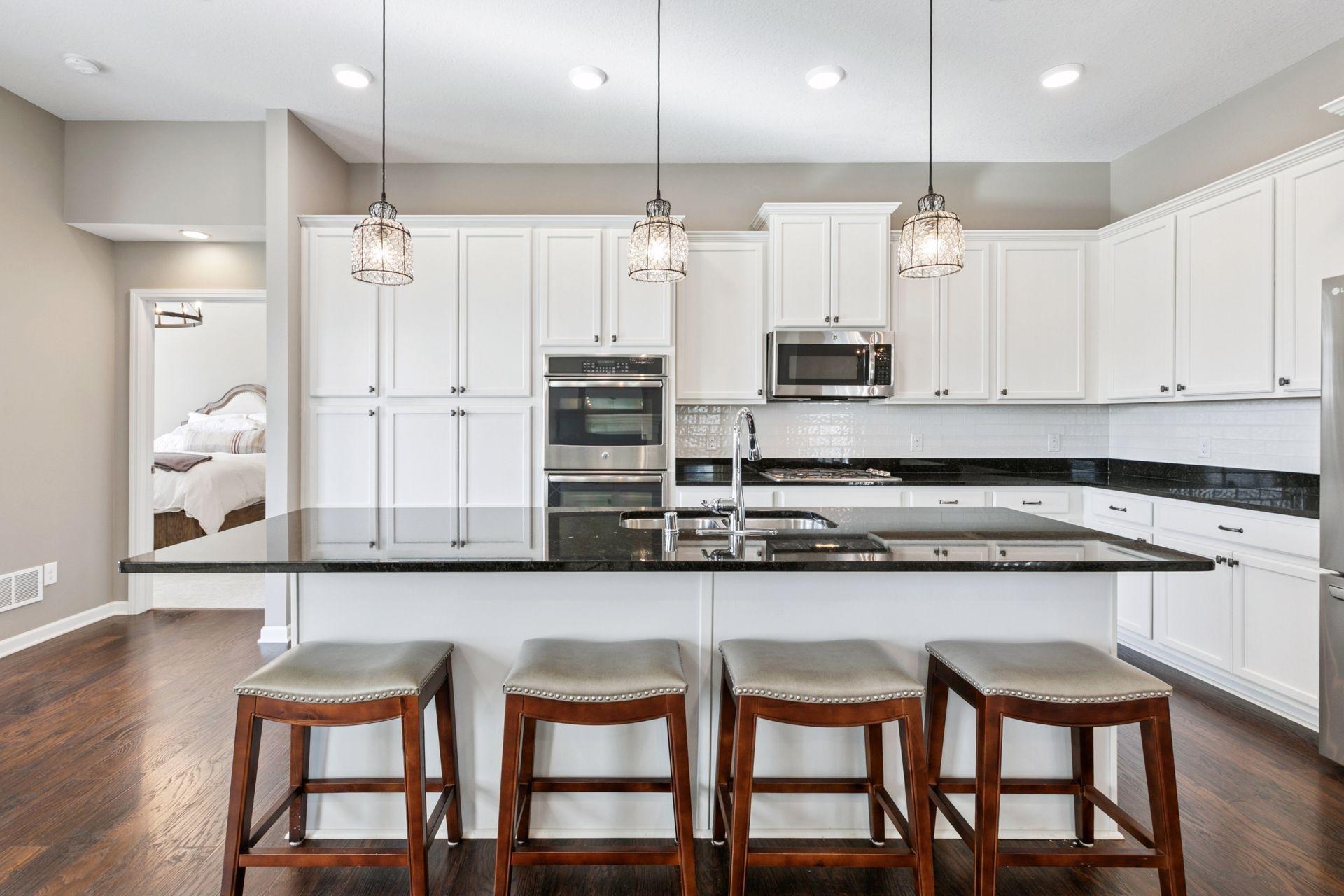 Lakeville, Minnesota, 55044, United States, 3 Bedrooms Bedrooms, ,2 BathroomsBathrooms,Residential,For Sale,1971412