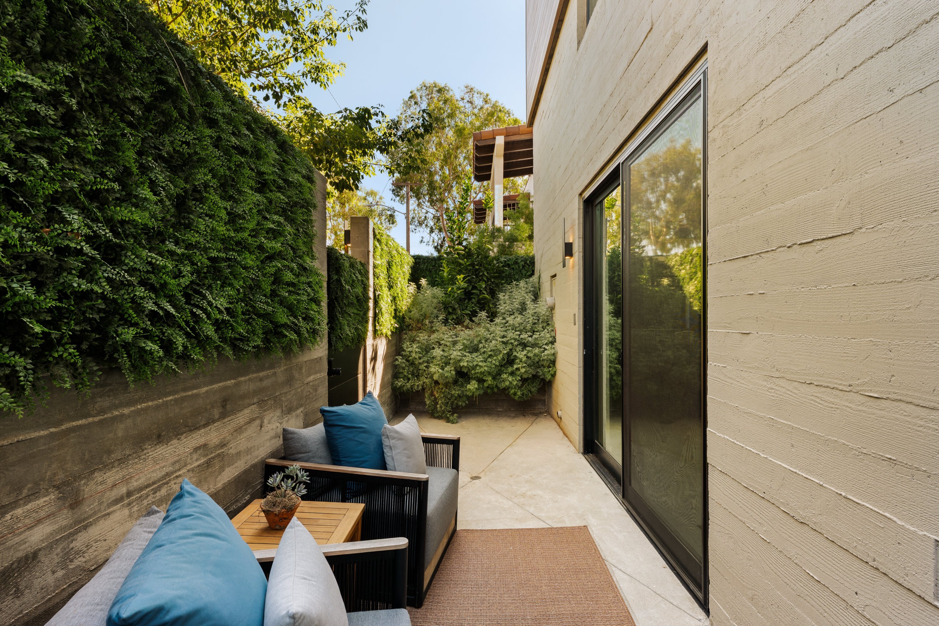  917 Hilldale Avenue - 物件實景