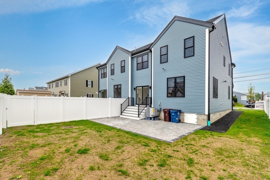 Revere, Massachusetts, 02151, United States, 3 Bedrooms Bedrooms, ,3 BathroomsBathrooms,Residential,For Sale,1928995