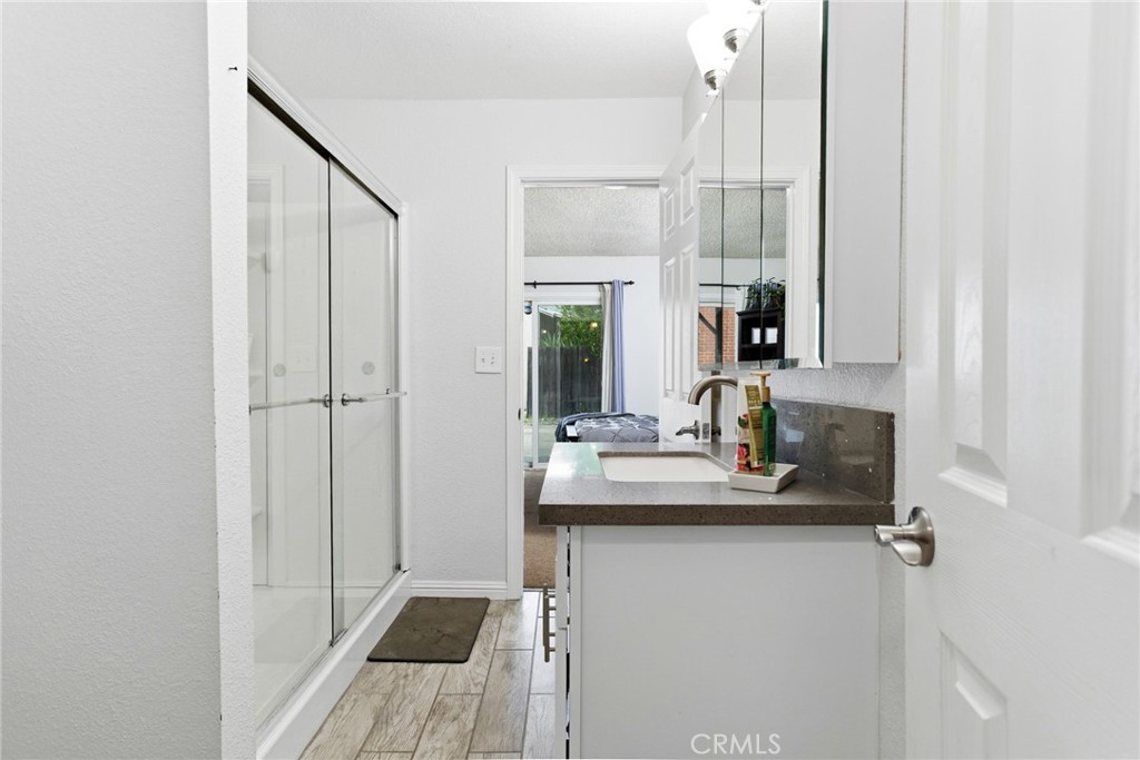 Fontana, California, 92336, United States, 4 Bedrooms Bedrooms, ,1 BathroomBathrooms,Residential,For Sale,2008784