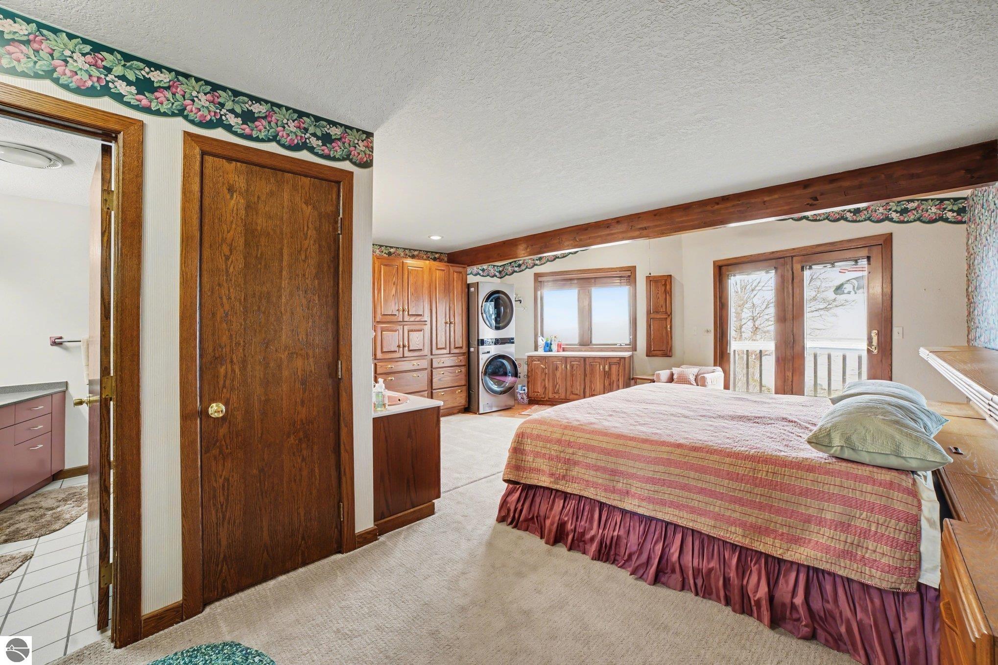 Lake Isabella, Michigan, 48893, United States, 4 Bedrooms Bedrooms, ,4 BathroomsBathrooms,Residential,For Sale,2030356