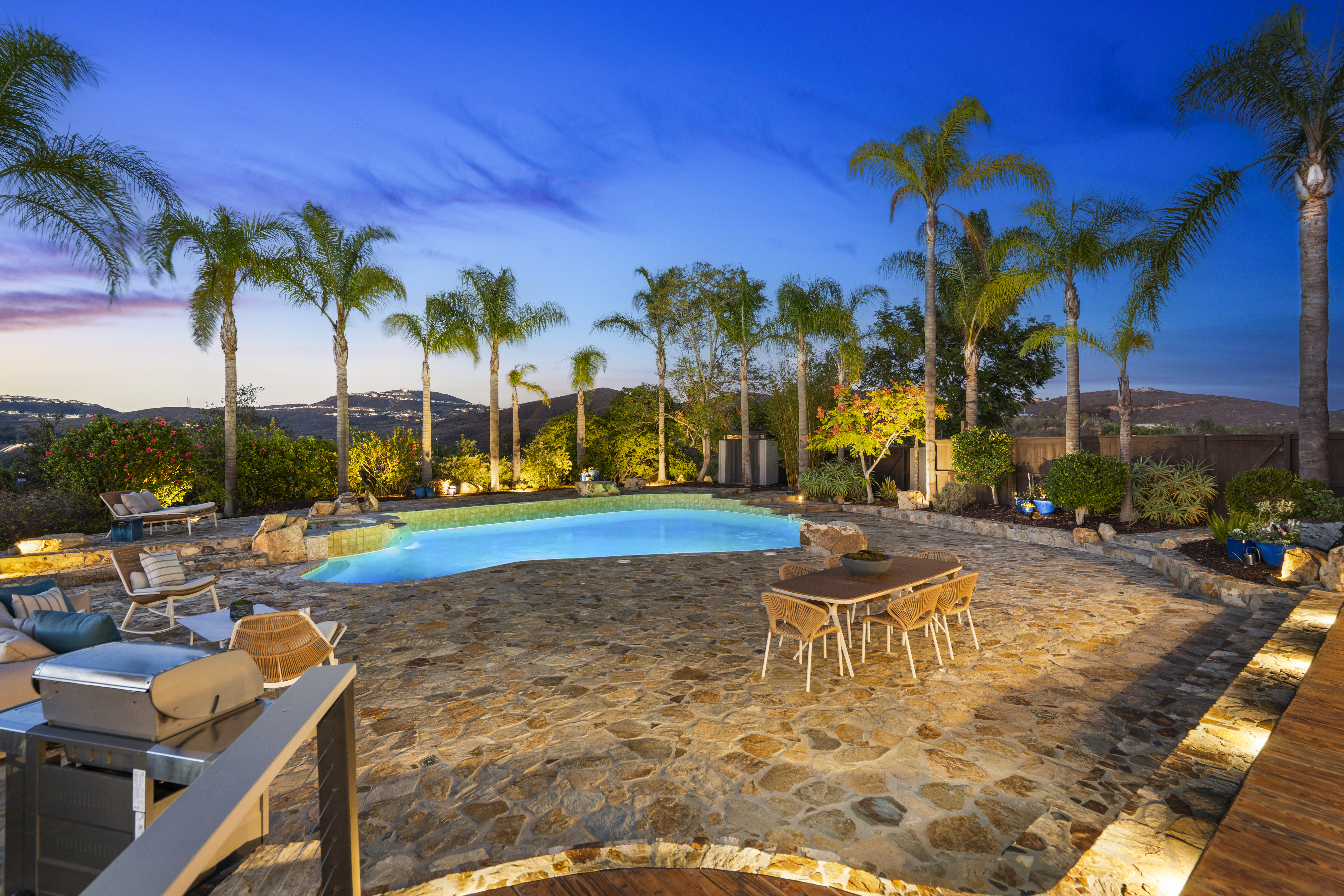  6949 Elfin Oaks Road, Escondido, CA 92029 - 物件實景