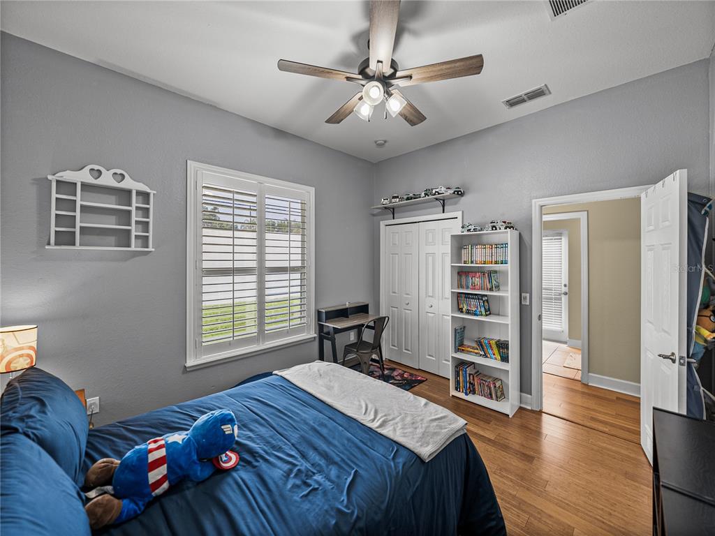 Lakeland, Florida, 33812, United States, 4 Bedrooms Bedrooms, ,3 BathroomsBathrooms,Residential,For Sale,1898596