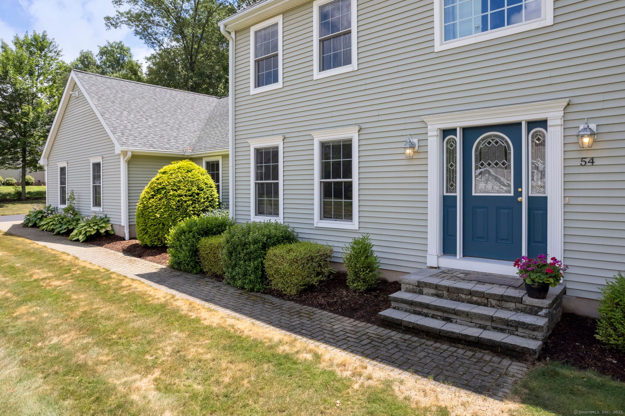 Manchester, Connecticut, 06040, United States, 4 Bedrooms Bedrooms, ,3 BathroomsBathrooms,Residential,For Sale,1916199