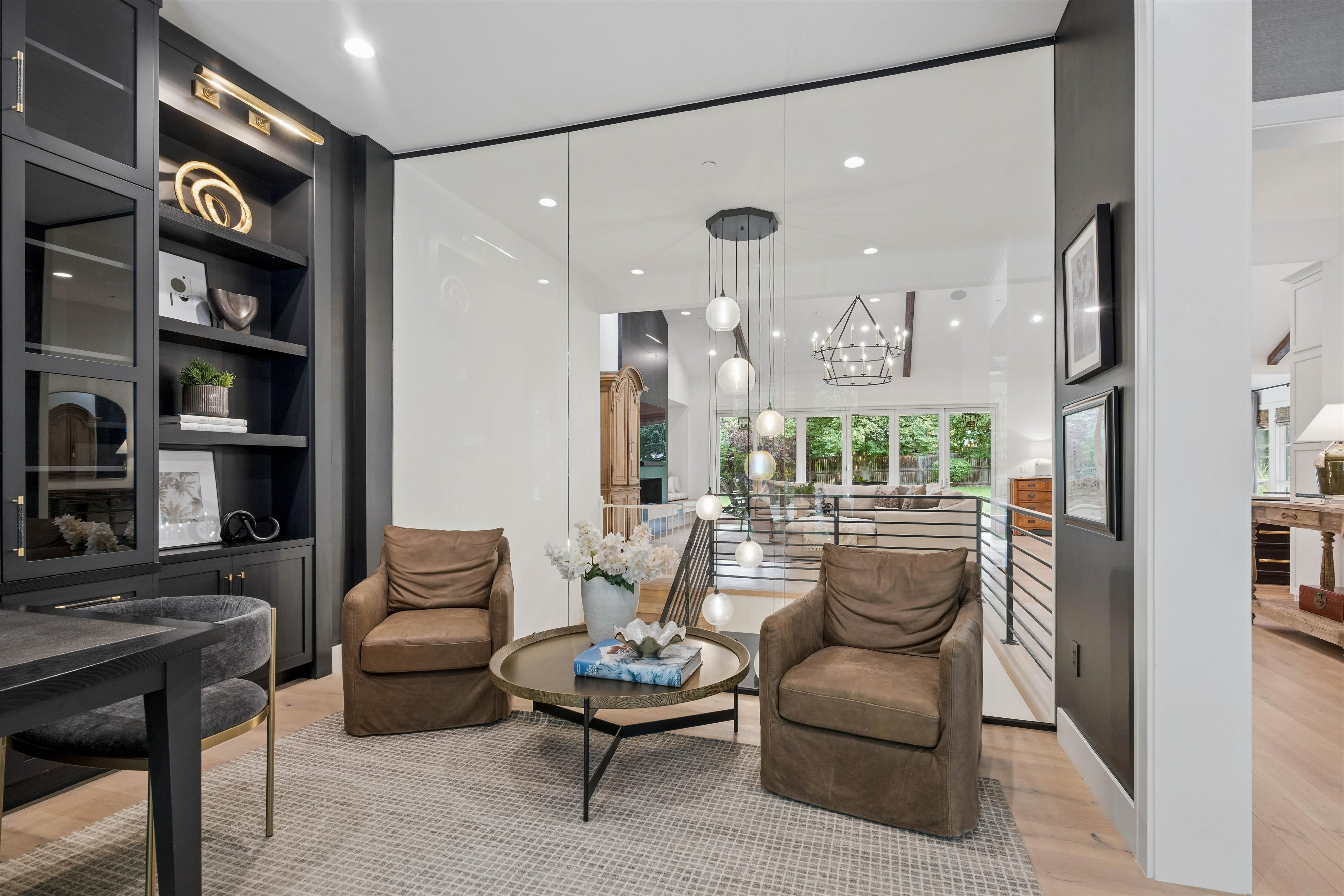 Modern Cherry Hills Masterpiece: Rare Main-Floor Luxury - 物件實景