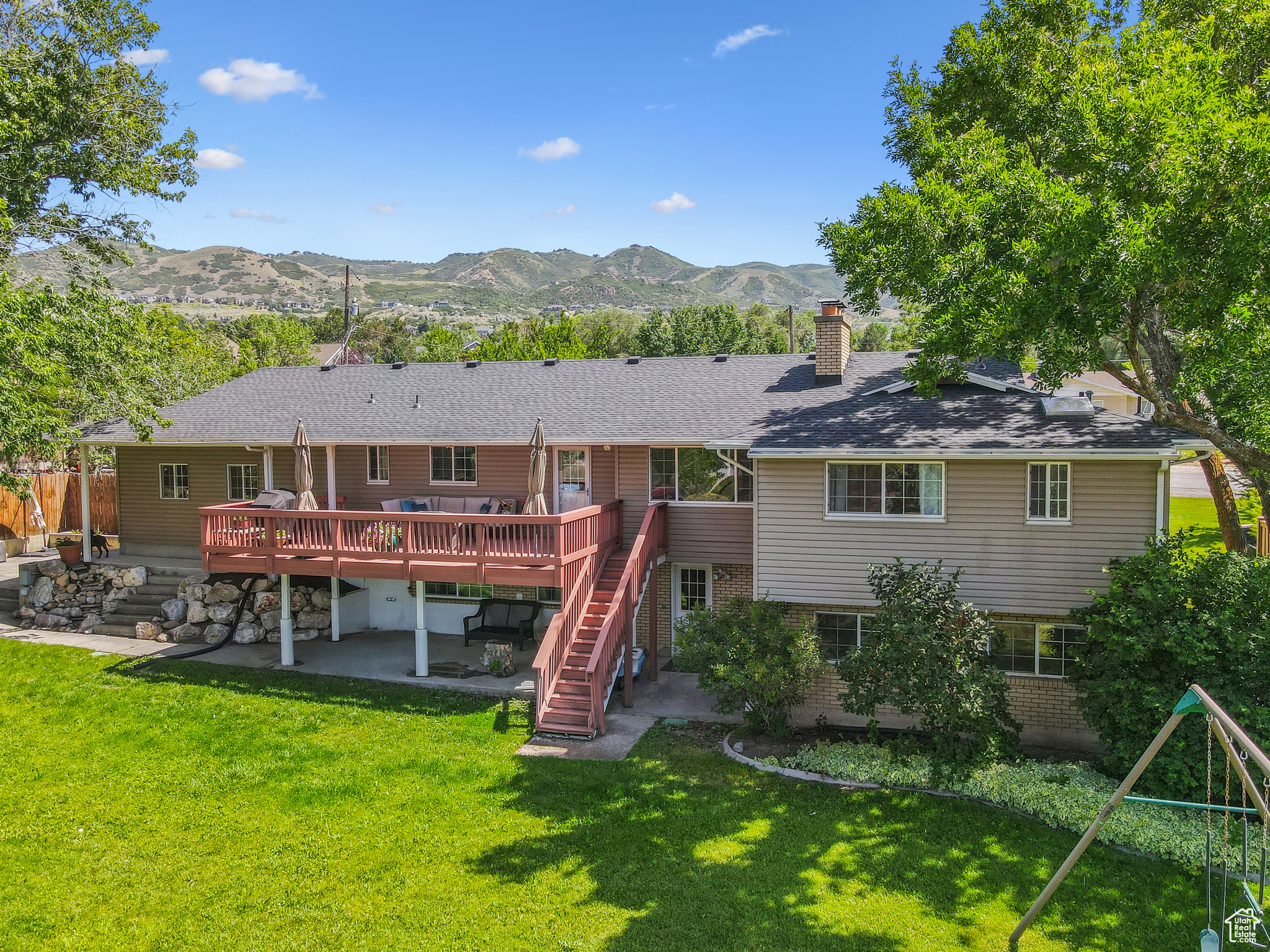 Draper, Utah, 84020, United States, 6 Bedrooms Bedrooms, ,4 BathroomsBathrooms,Residential,For Sale,1848551