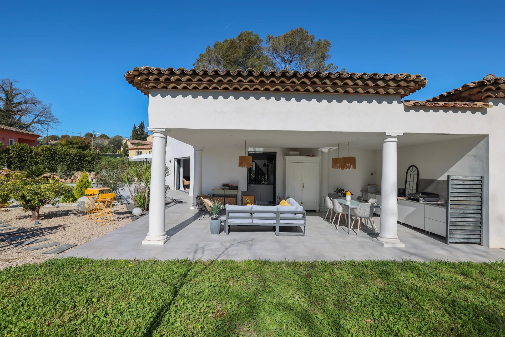 Peymeinade, Provence-Alpes-Côte d’Azur, 06530, FR, 5 Bedrooms Bedrooms, ,4 BathroomsBathrooms,Residential,For Sale,1758685