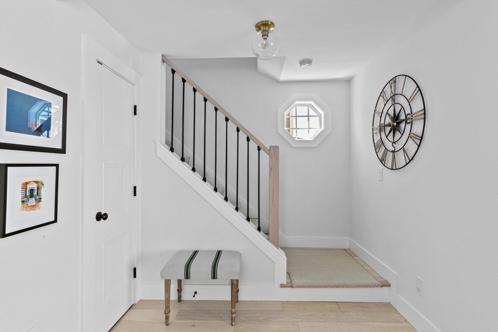 Quincy, Massachusetts, 02169, United States, 3 Bedrooms Bedrooms, ,3 BathroomsBathrooms,Residential,For Sale,1907592
