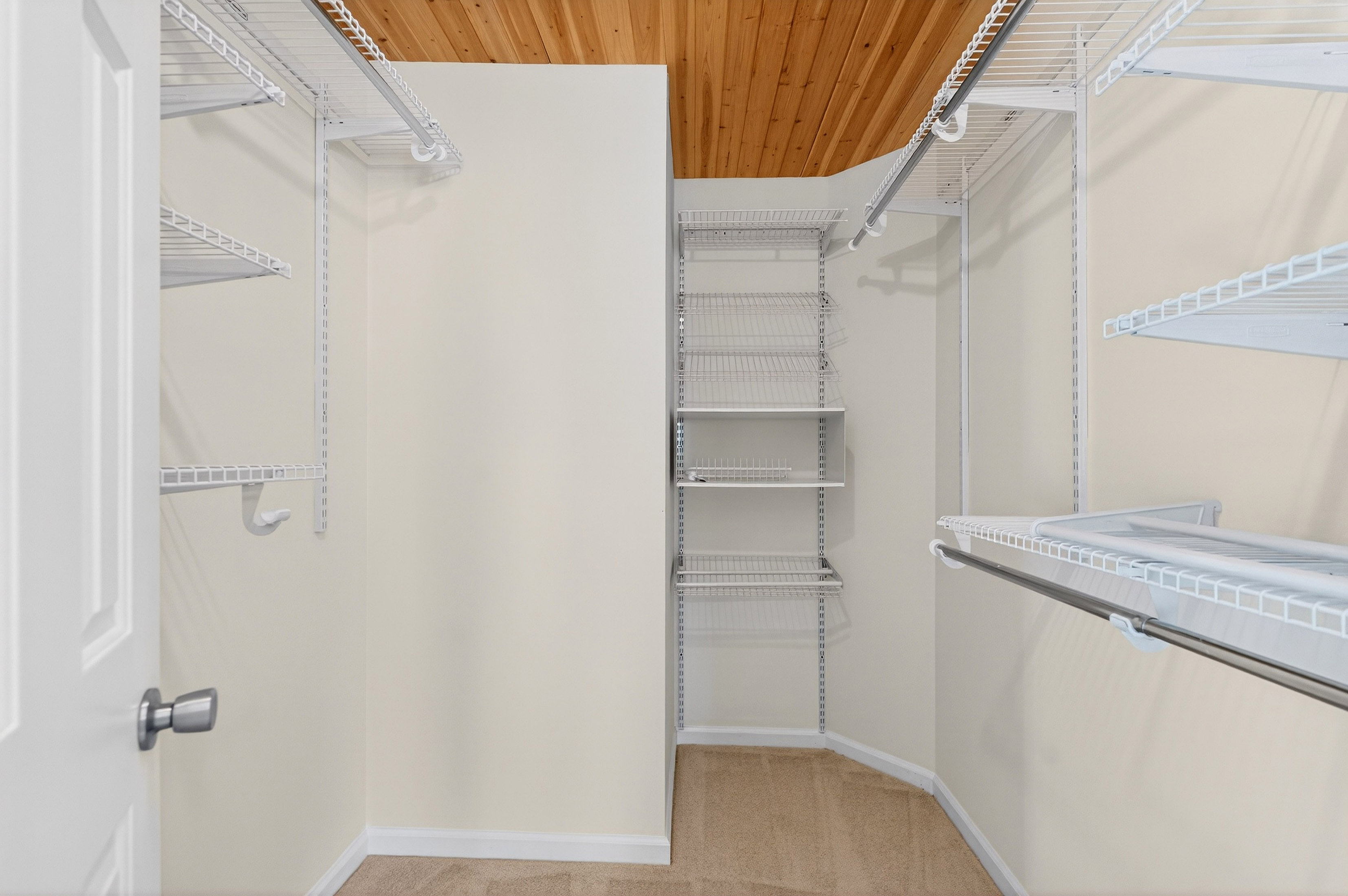  Rare Combination of Privacy, Convenience, and Value: Don’t Miss This Opportunity - 物件實景