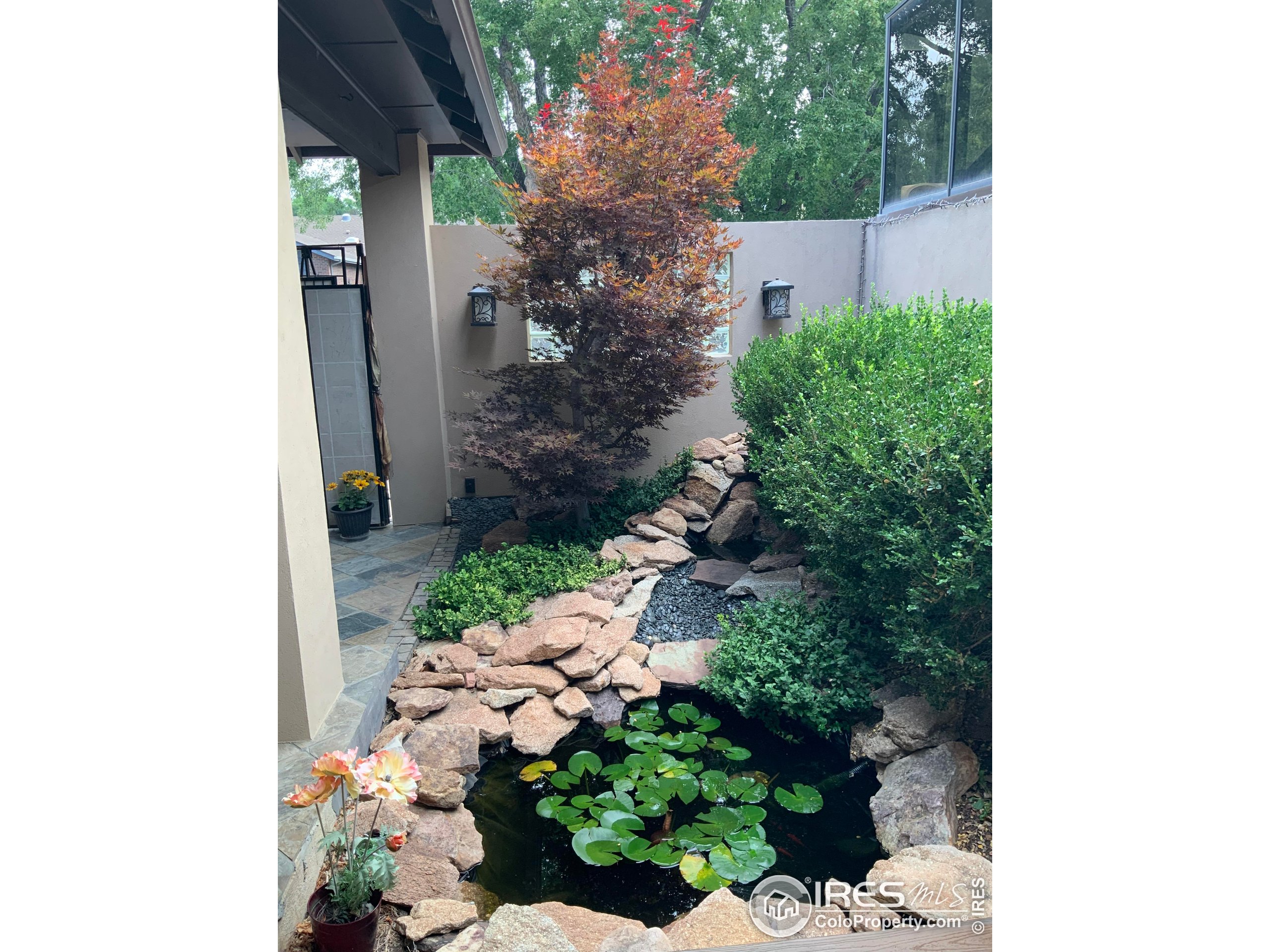 Boulder, Colorado, 80301, United States, 2 Bedrooms Bedrooms, ,2 BathroomsBathrooms,Residential,For Sale,1942273