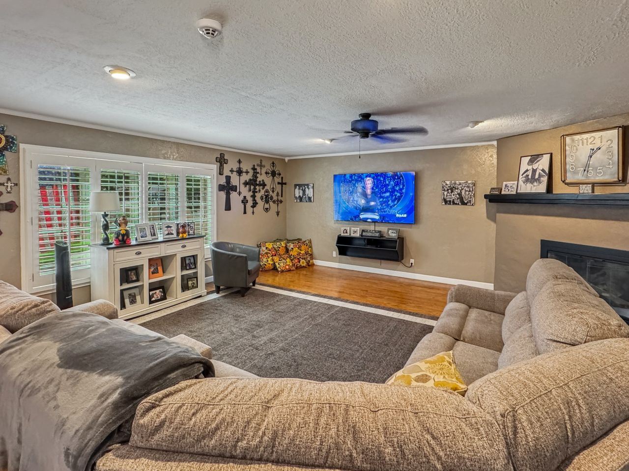 Carlsbad, New Mexico, 88220, United States, 4 Bedrooms Bedrooms, ,4 BathroomsBathrooms,Residential,For Sale,1980952