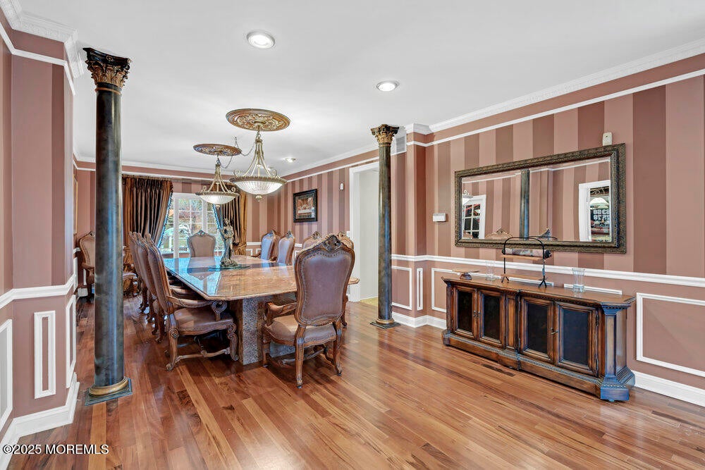 Manalapan, New Jersey, 07726, United States, 5 Bedrooms Bedrooms, ,5 BathroomsBathrooms,Residential,For Sale,1980978