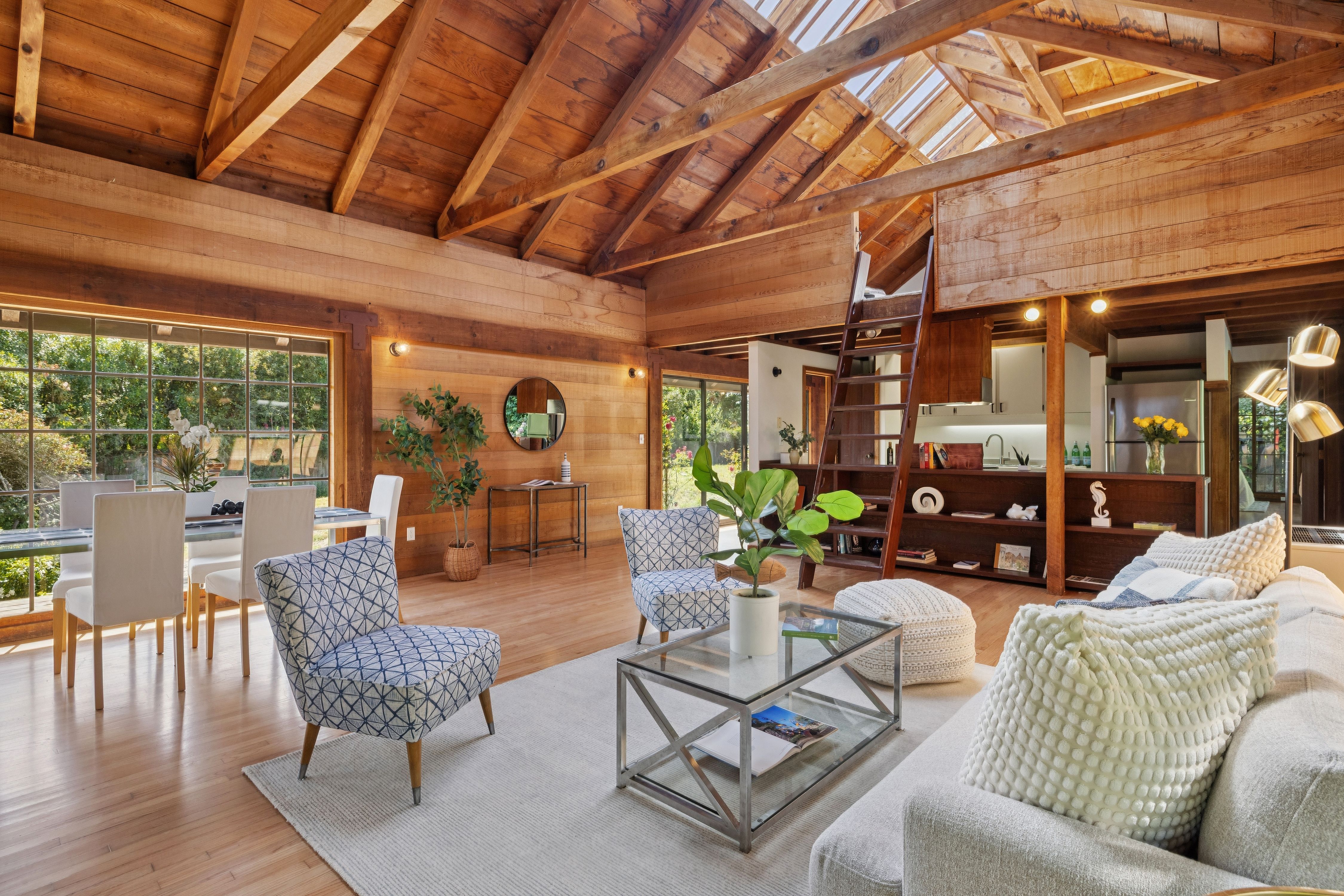  Redwood, Glass, and Companion Spaces - 物件實景