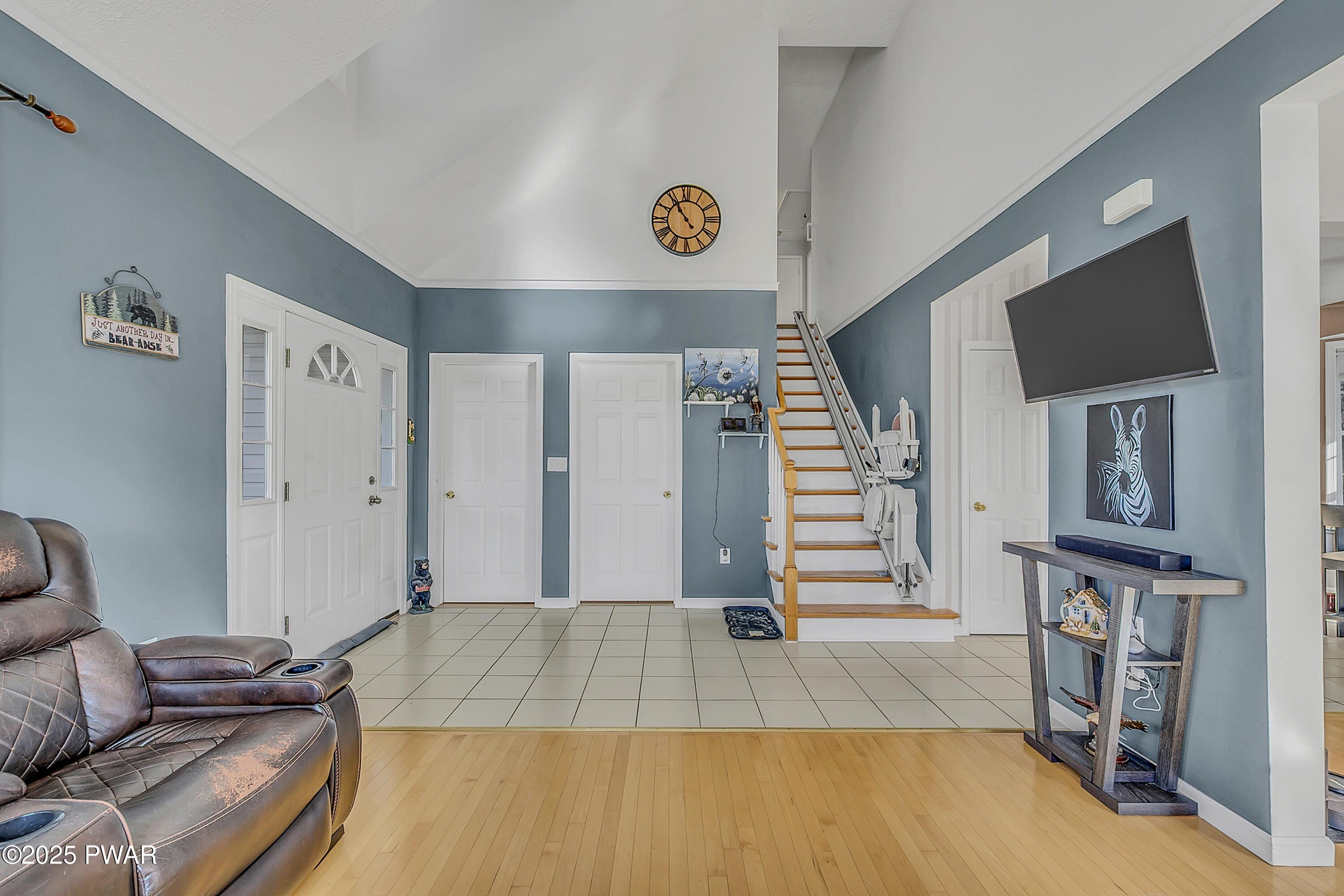 Moscow, Pennsylvania, 18444, United States, 4 Bedrooms Bedrooms, ,3 BathroomsBathrooms,Residential,For Sale,1987034