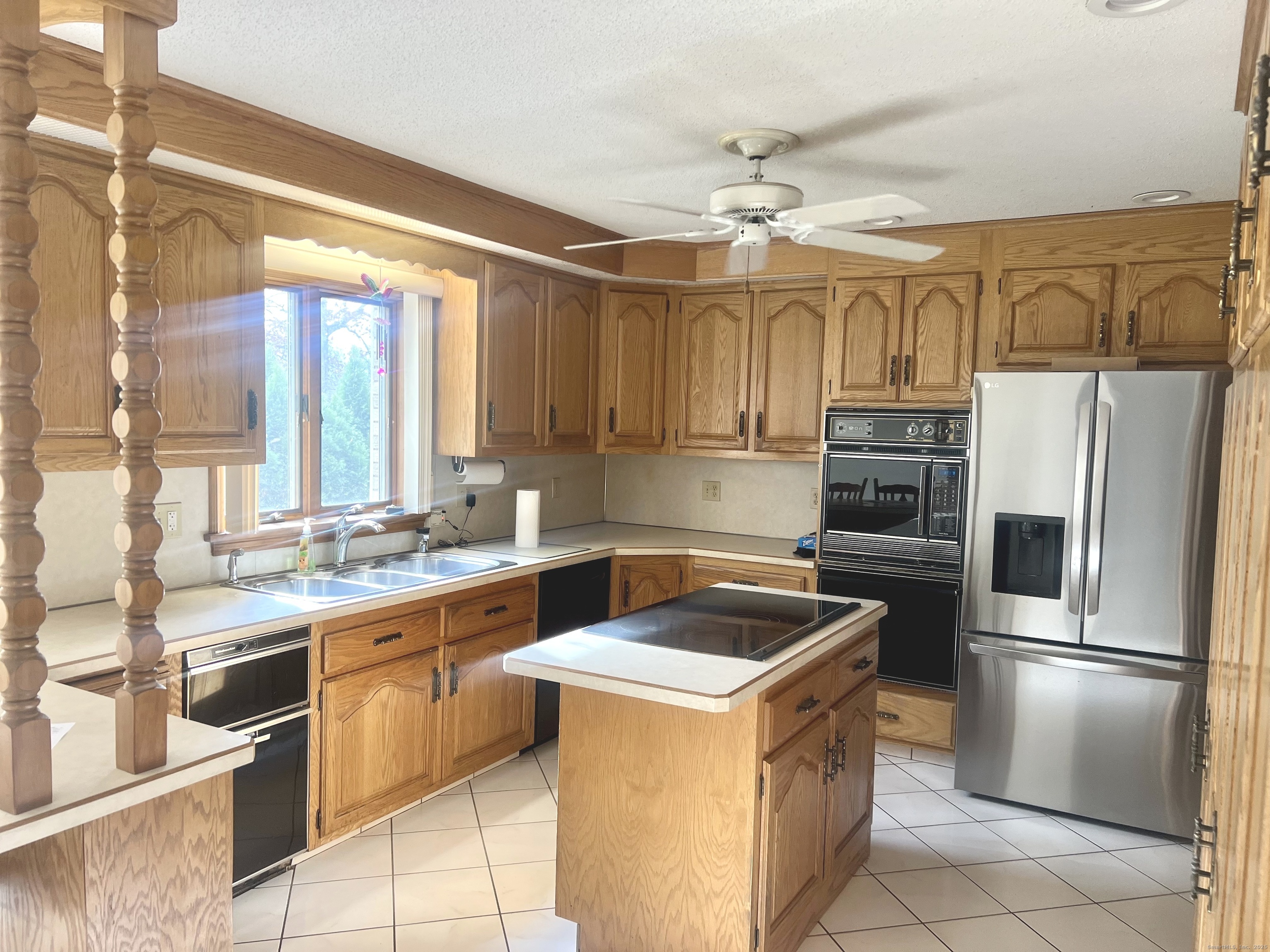 Hebron, Connecticut, 06248, United States, 3 Bedrooms Bedrooms, ,3 BathroomsBathrooms,Residential,For Sale,1991663