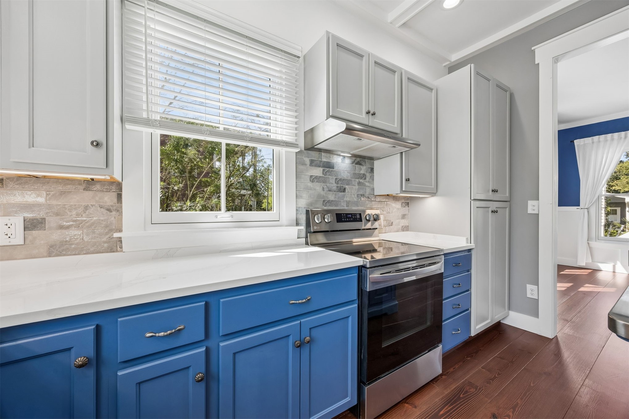 Fernandina Beach, Florida, 32034, United States, 3 Bedrooms Bedrooms, ,2 BathroomsBathrooms,Residential,For Sale,2031253