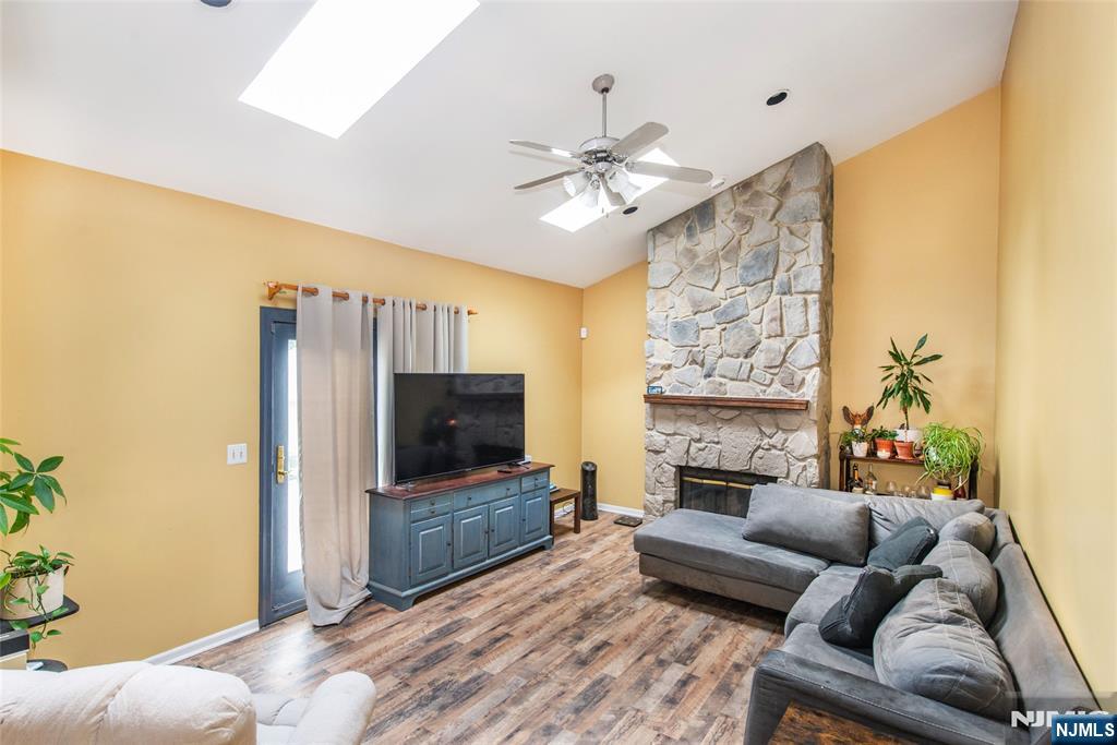 Wayne, New Jersey, 07470, United States, 4 Bedrooms Bedrooms, ,3 BathroomsBathrooms,Residential,For Sale,1857394