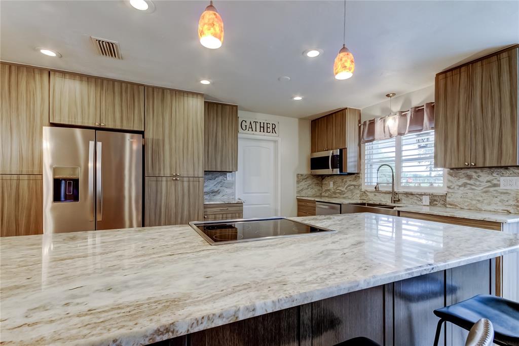 St Petersburg, Florida, 33710, United States, 3 Bedrooms Bedrooms, ,2 BathroomsBathrooms,Residential,For Sale,1877188