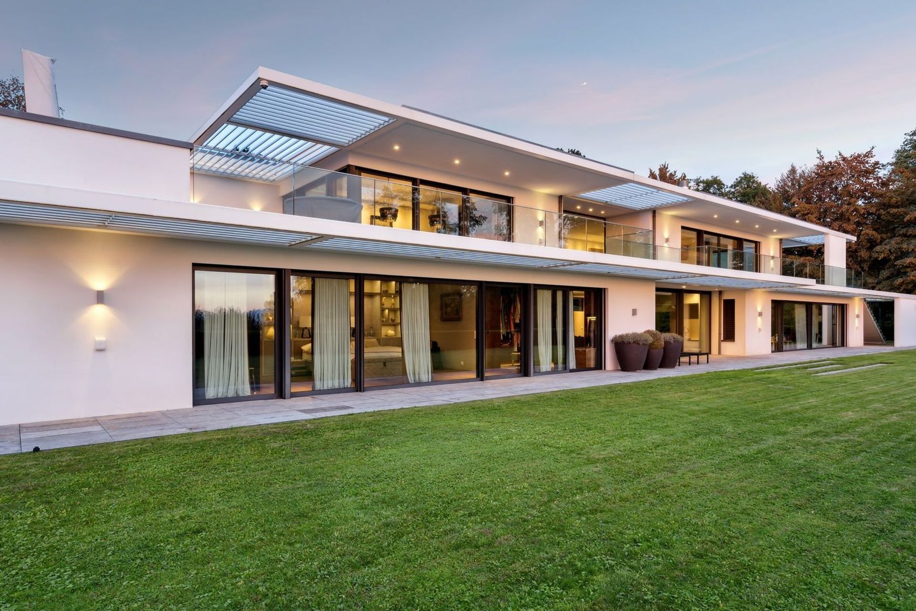  Exceptional property with contemporary architecture - 物件實景
