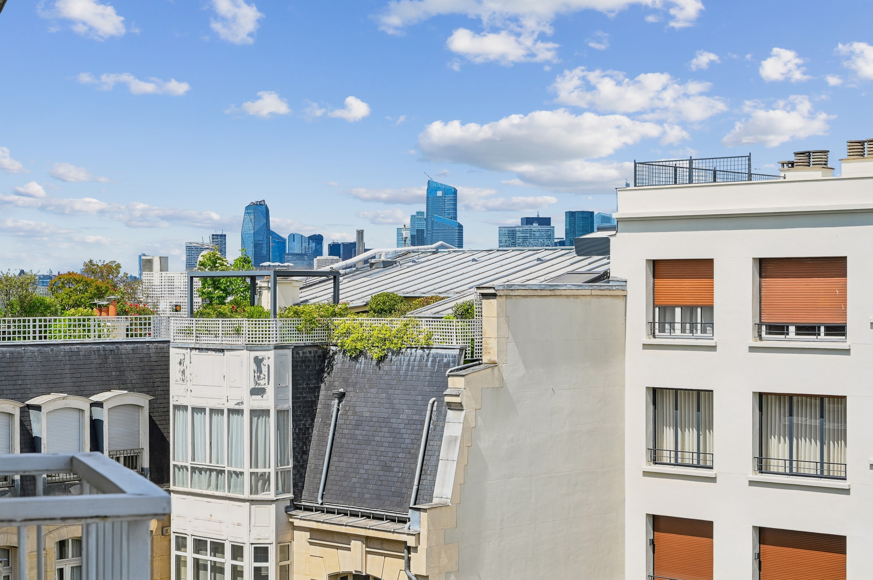  Family Apartment on a High Floor with Parking – Paris 16th Victor Hugo - 物件實景
