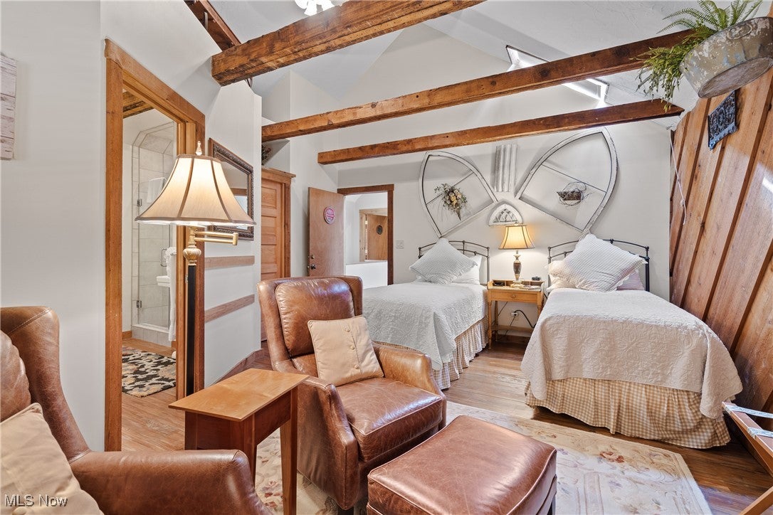 Cleveland, Ohio, 44113, United States, 3 Bedrooms Bedrooms, ,4 BathroomsBathrooms,Residential,For Sale,1984065