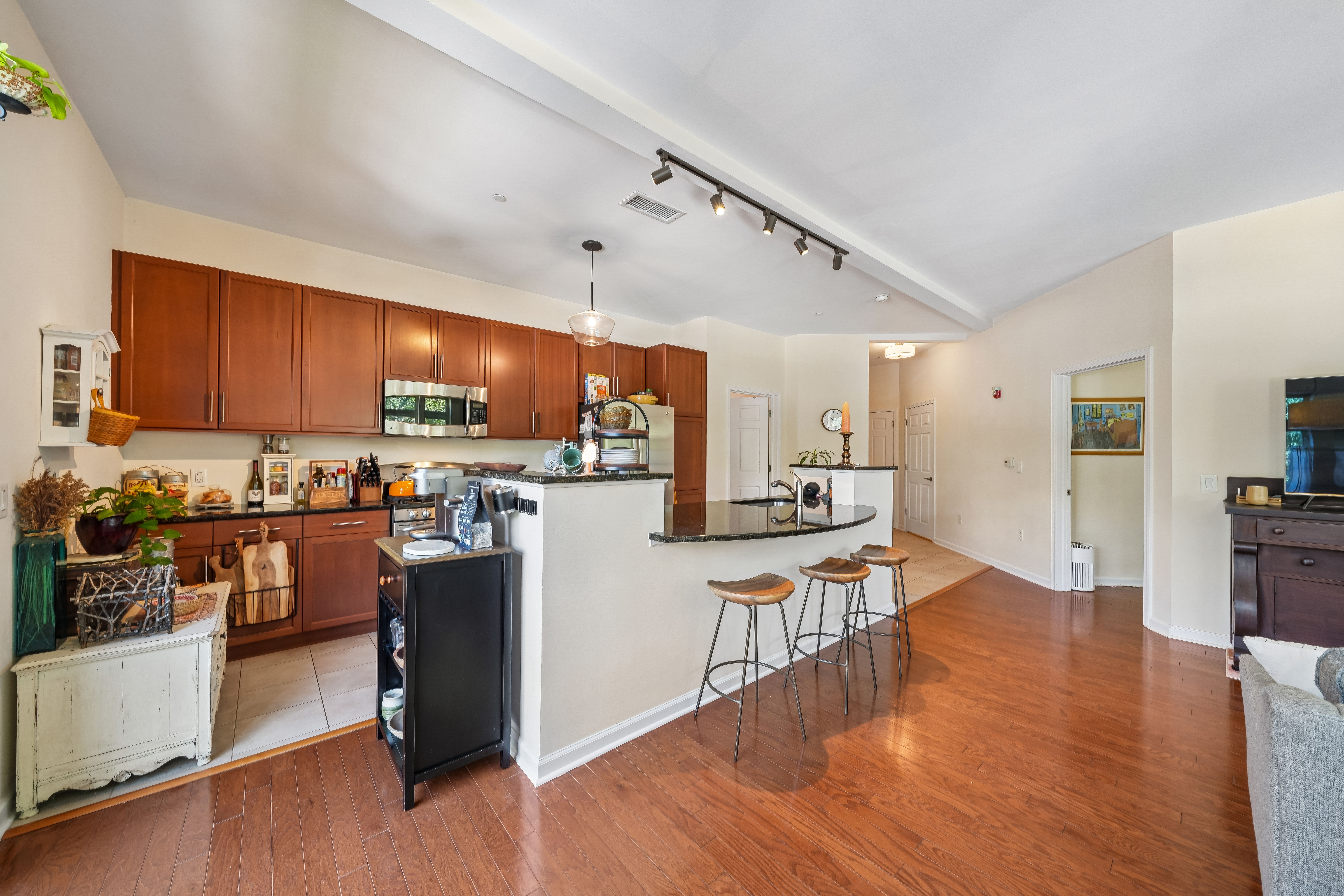  1119 Riverview Avenue, Englewood, NJ 07631 - 物件實景
