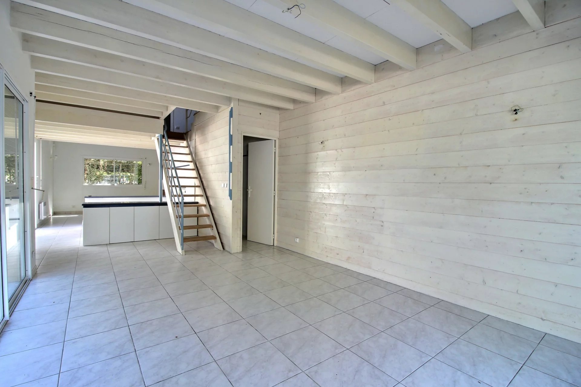 Arcachon, New Aquitaine, 33120, FR, 3 Bedrooms Bedrooms, ,1 BathroomBathrooms,Residential,For Sale,1352123