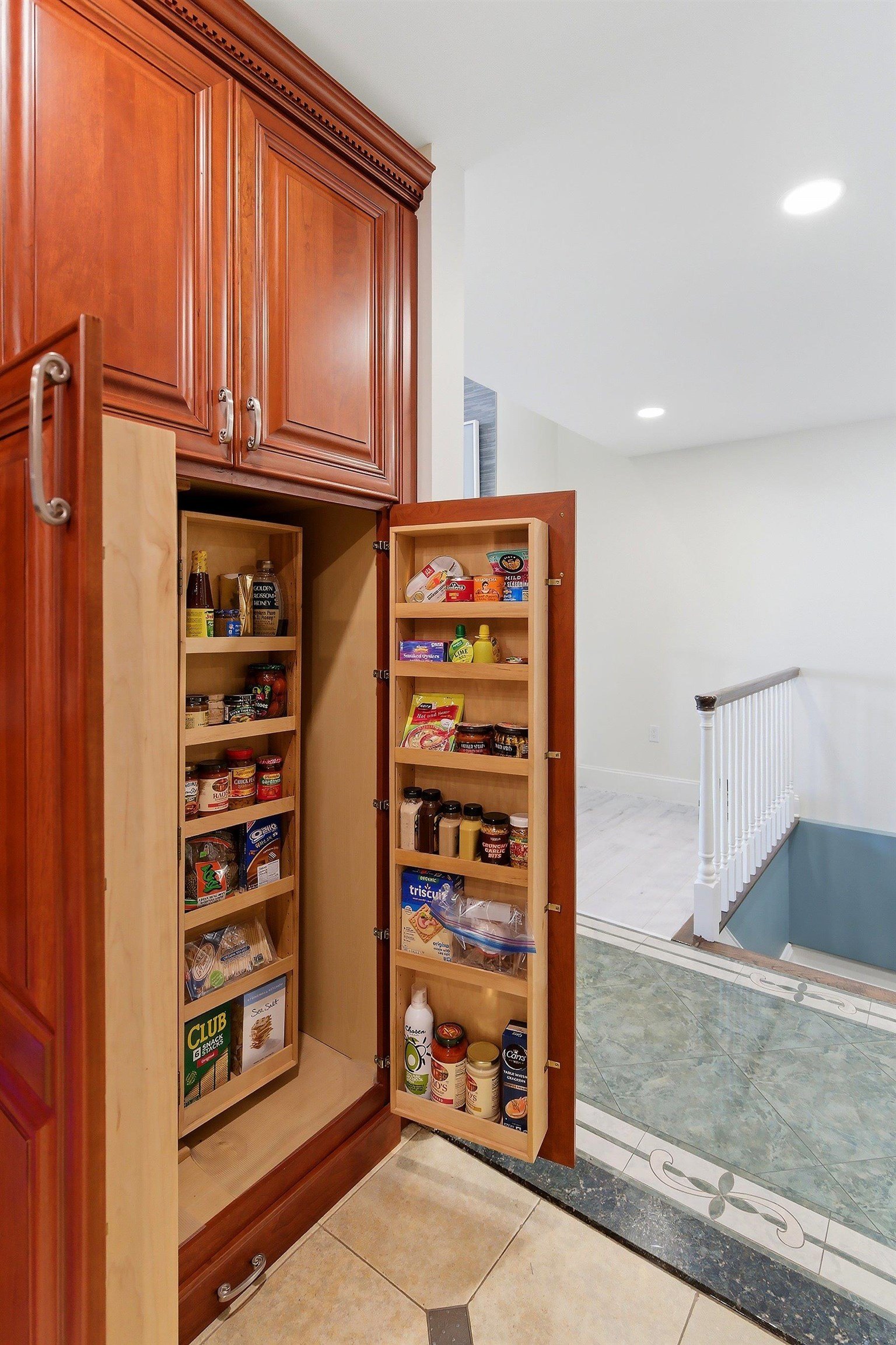 JC, Greenville, New Jersey, 07305, United States, 3 Bedrooms Bedrooms, ,3 BathroomsBathrooms,Residential,For Sale,2048118