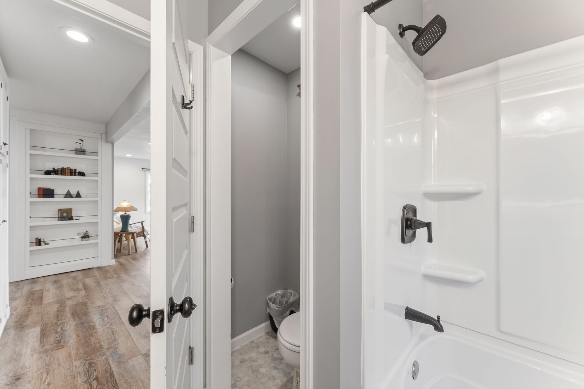  Stylish Renovation Meets Classic Charm - 物件實景