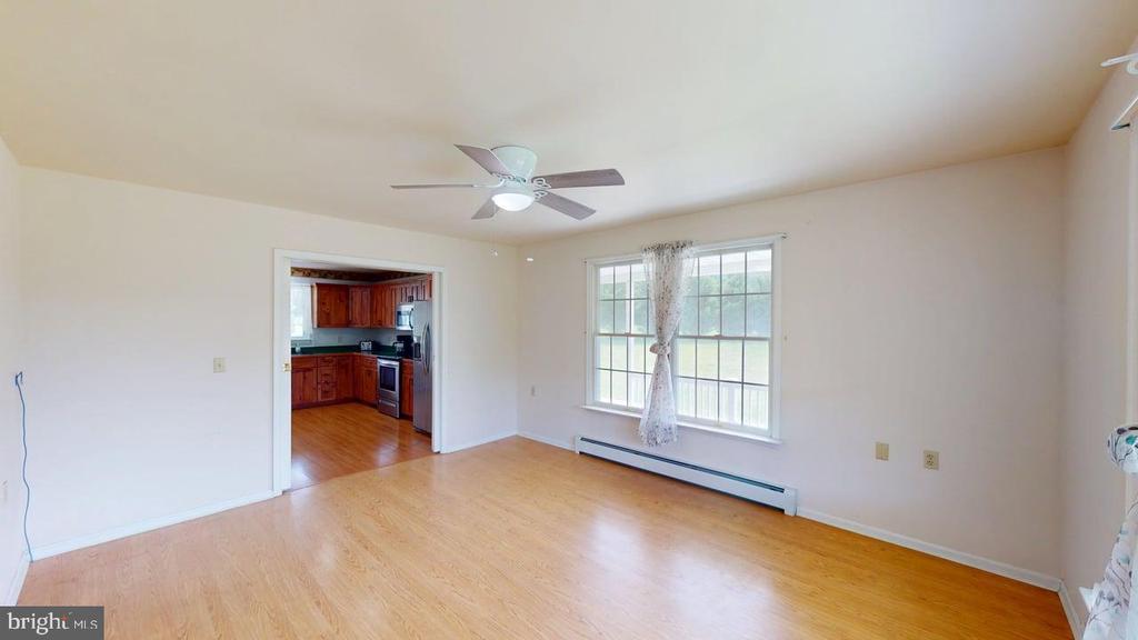 MATHIAS, West Virginia, 26812, United States, 3 Bedrooms Bedrooms, ,3 BathroomsBathrooms,Residential,For Sale,1898386