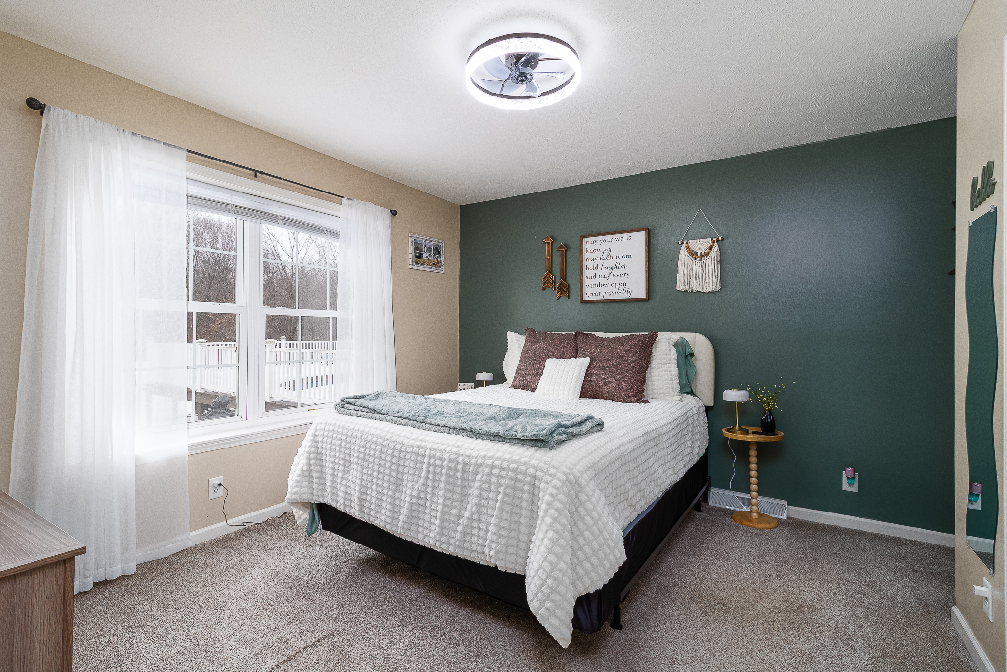 Brownstown, Illinois, 62418, United States, 4 Bedrooms Bedrooms, ,2 BathroomsBathrooms,Residential,For Sale,2015719