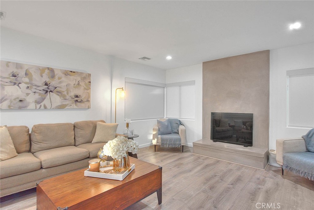 Pomona, California, 91767, United States, 3 Bedrooms Bedrooms, ,2 BathroomsBathrooms,Residential,For Sale,1978671