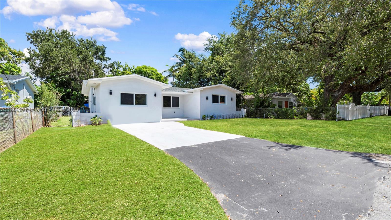 Miami, Florida, 33162, United States, 4 Bedrooms Bedrooms, ,2 BathroomsBathrooms,Residential,For Sale,1908932