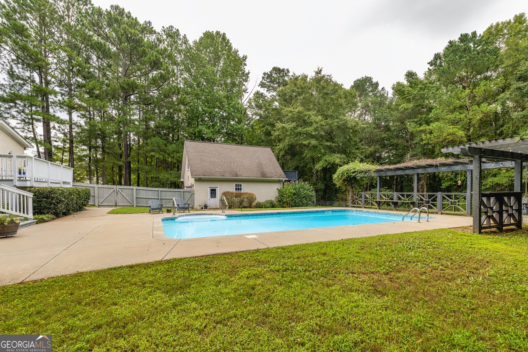 Newnan, Georgia, 30263, United States, 5 Bedrooms Bedrooms, ,6 BathroomsBathrooms,Residential,For Sale,1915422