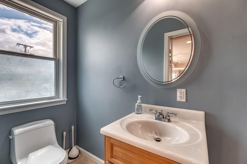 Revere, Massachusetts, 02151, United States, ,1 BathroomBathrooms,Residential,For Sale,1921734