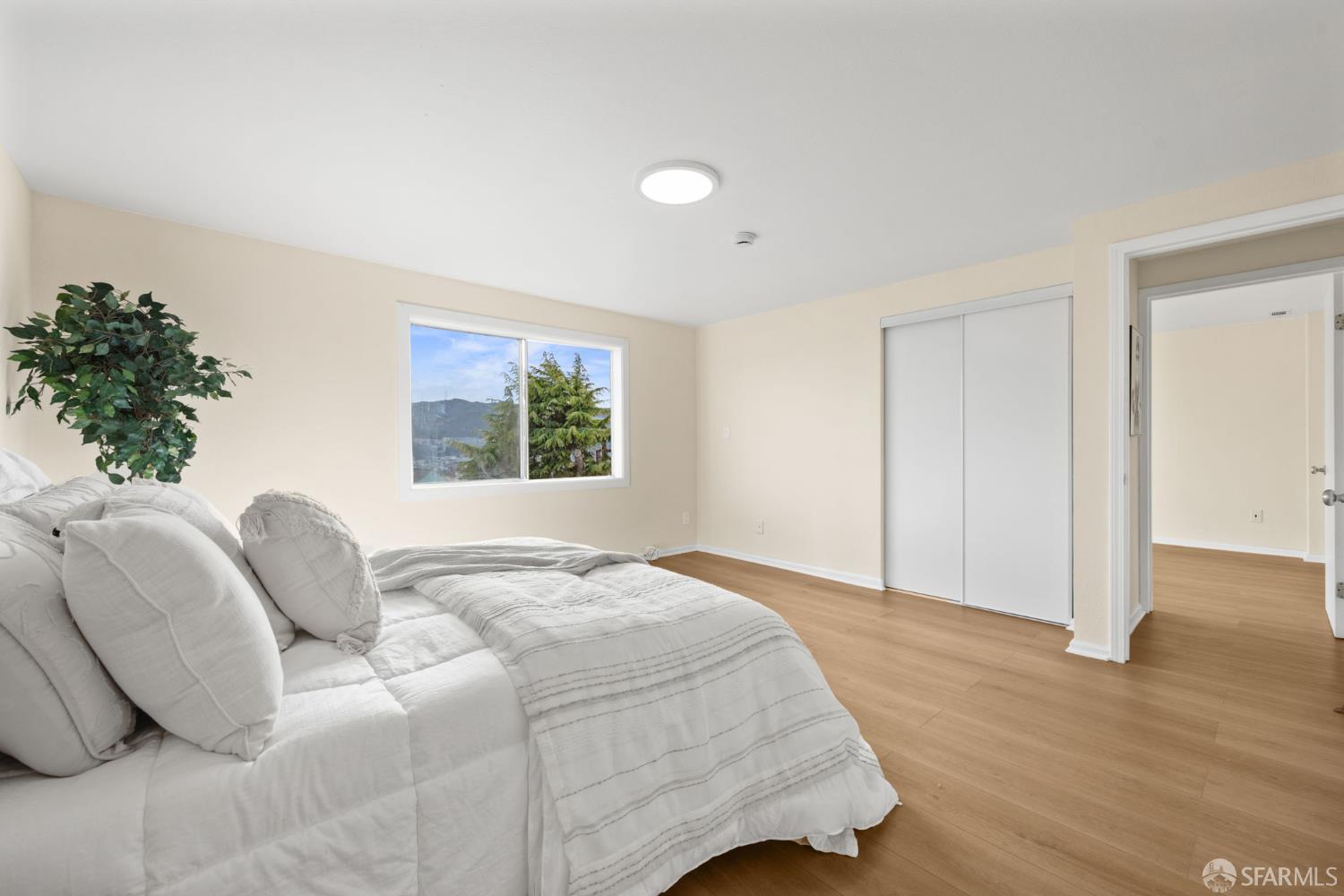 San Francisco, California, 94134, United States, 4 Bedrooms Bedrooms, ,3 BathroomsBathrooms,Residential,For Sale,1950995