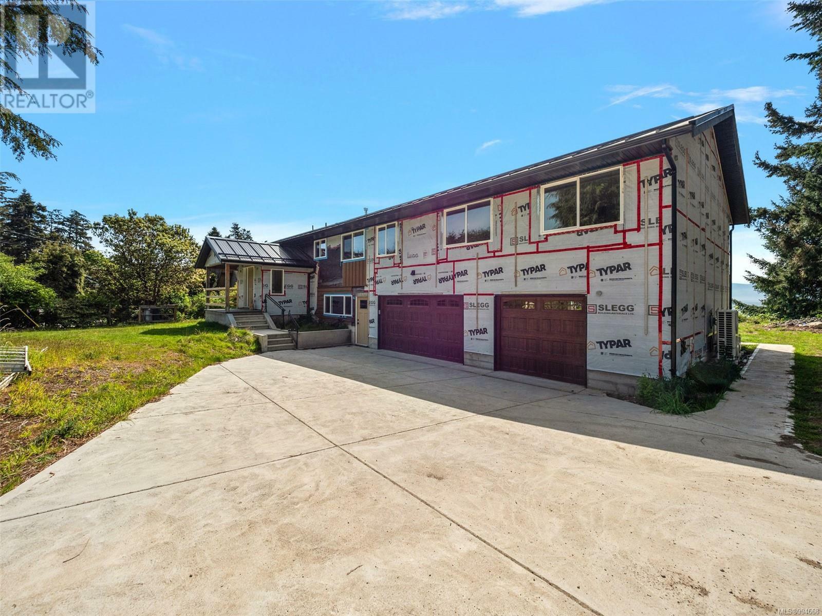 SOOKE, British Columbia, V9Z 0T3, CA, 7 Bedrooms Bedrooms, ,3 BathroomsBathrooms,Residential,For Sale,1875081
