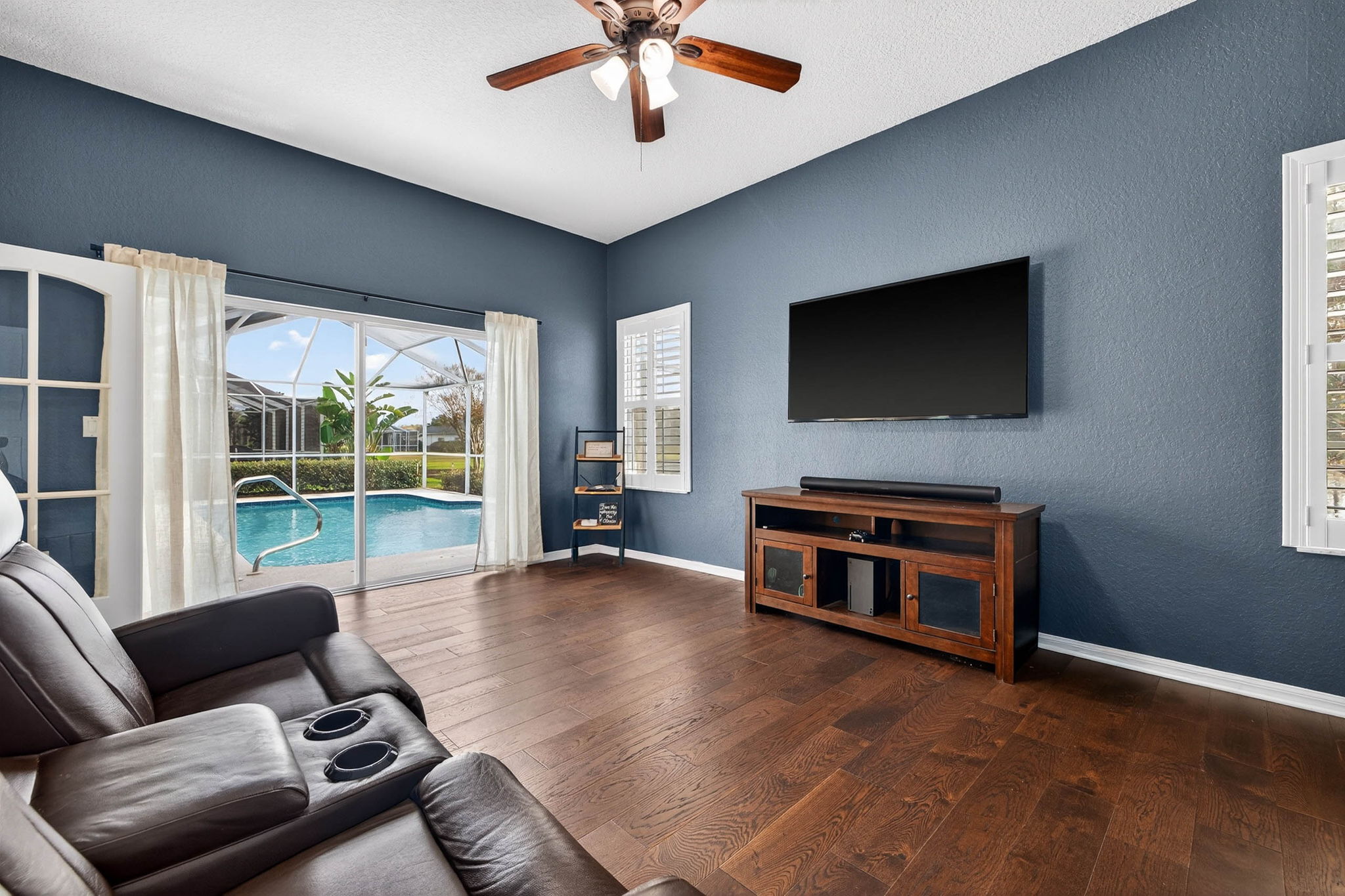 Lutz, Florida, 33549, United States, 4 Bedrooms Bedrooms, ,3 BathroomsBathrooms,Residential,For Sale,2010768