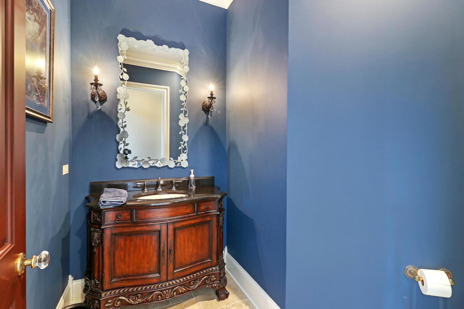 Barrington, Illinois, 60010, United States, 5 Bedrooms Bedrooms, ,9 BathroomsBathrooms,Residential,For Sale,1838006