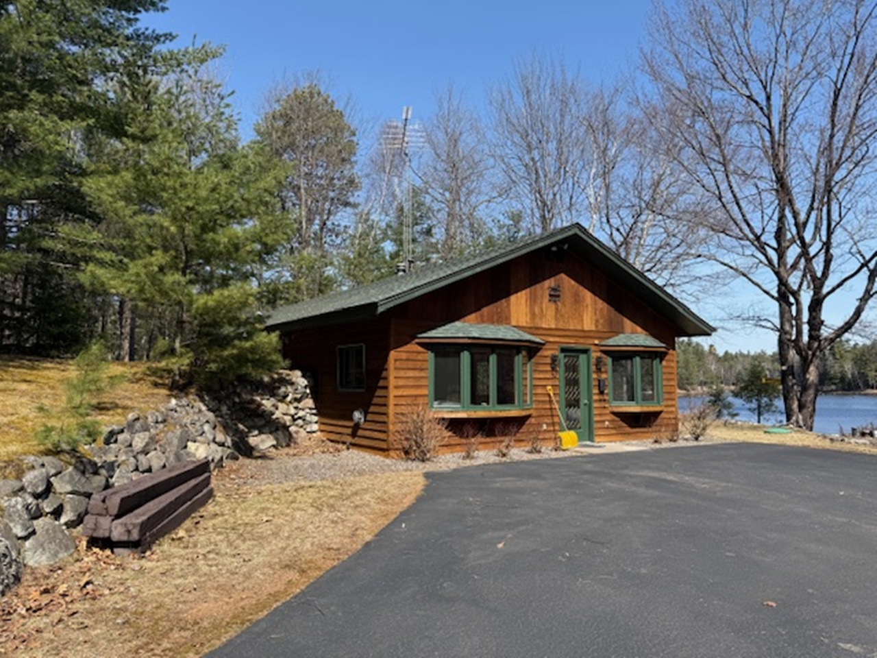 Manitowish Waters, Wisconsin, 54545, United States, 2 Bedrooms Bedrooms, ,1 BathroomBathrooms,Residential,For Sale,1849268