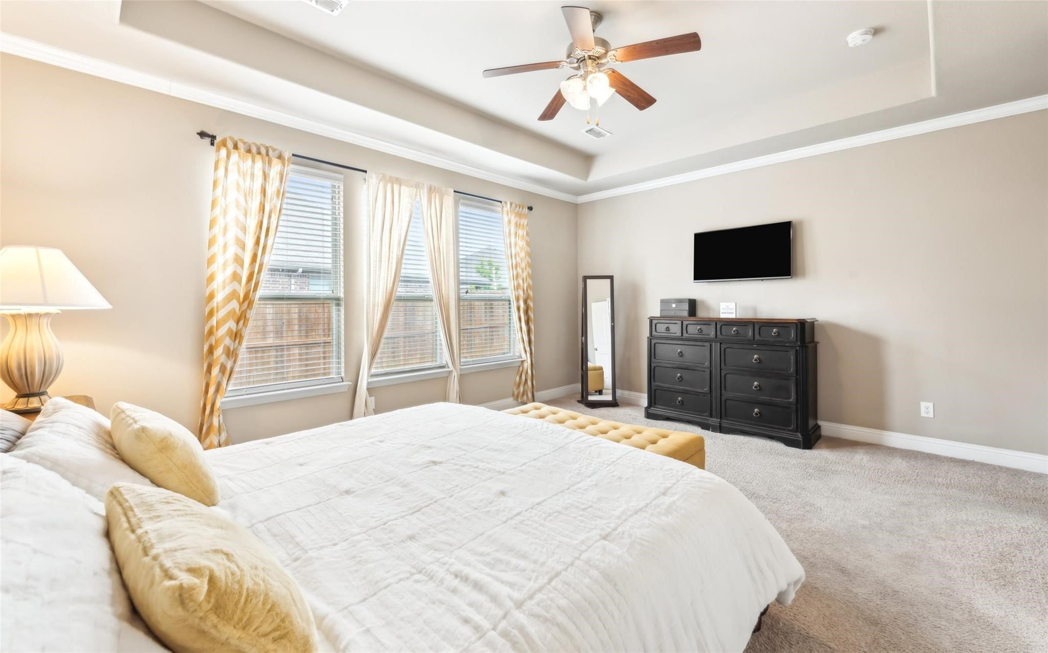 Little Elm, Texas, 75068, United States, 5 Bedrooms Bedrooms, ,4 BathroomsBathrooms,Residential,For Sale,1971271