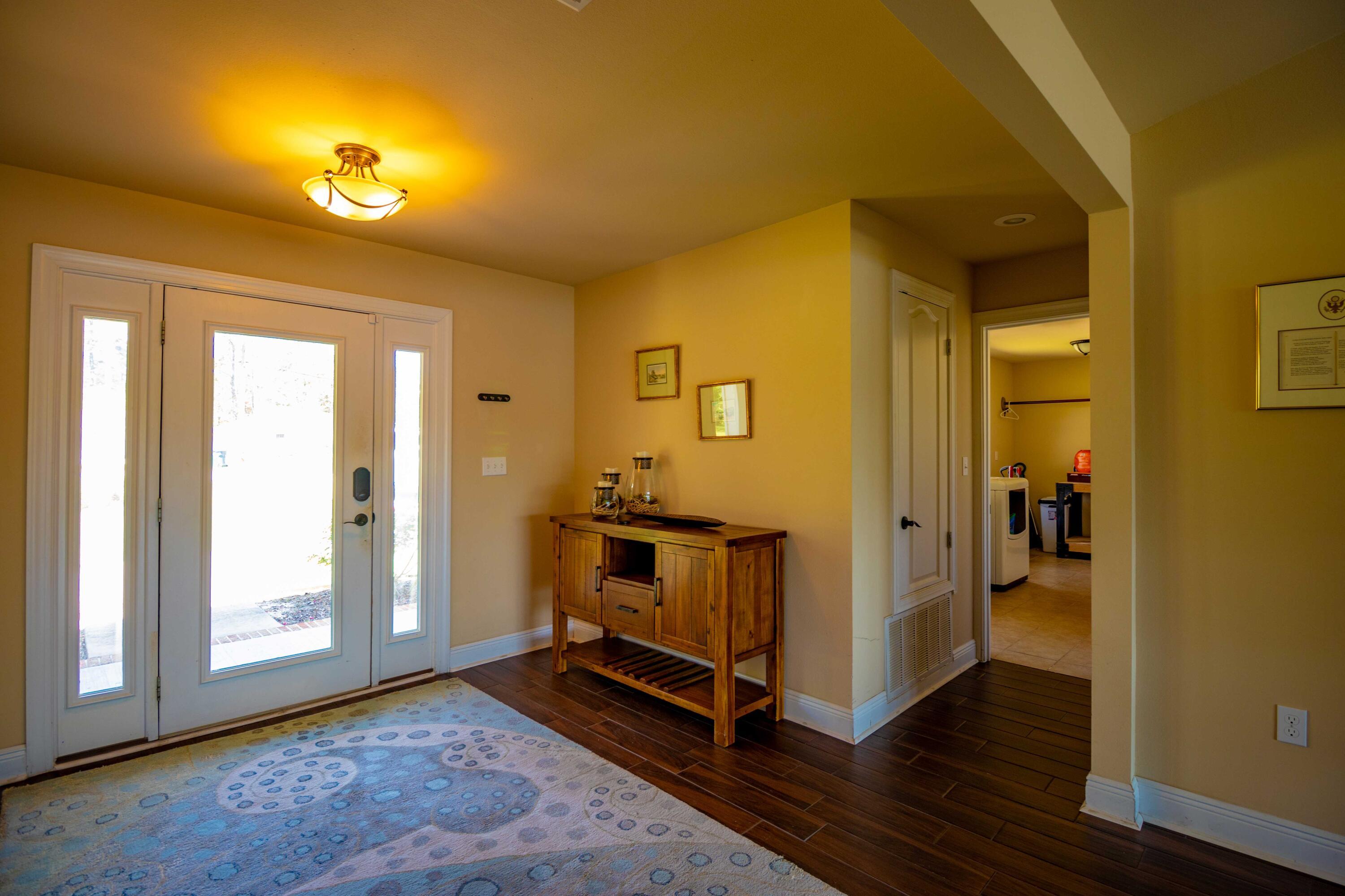 Crestview, Florida, 32539, United States, 3 Bedrooms Bedrooms, ,2 BathroomsBathrooms,Residential,For Sale,1879001