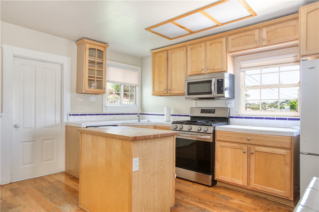 Arroyo Grande, California, 93420, United States, 3 Bedrooms Bedrooms, ,2 BathroomsBathrooms,Residential,For Sale,1860369