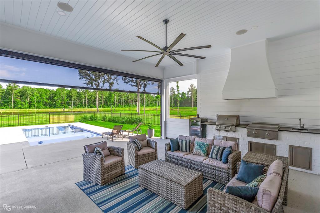 Frierson, Louisiana, 71027, United States, 5 Bedrooms Bedrooms, ,4 BathroomsBathrooms,Residential,For Sale,1827037