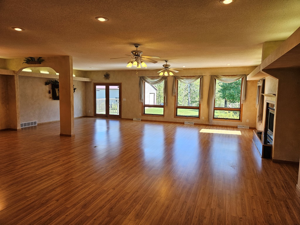 Grand Rapids, Minnesota, 55744, United States, 3 Bedrooms Bedrooms, ,Residential,For Sale,1981419