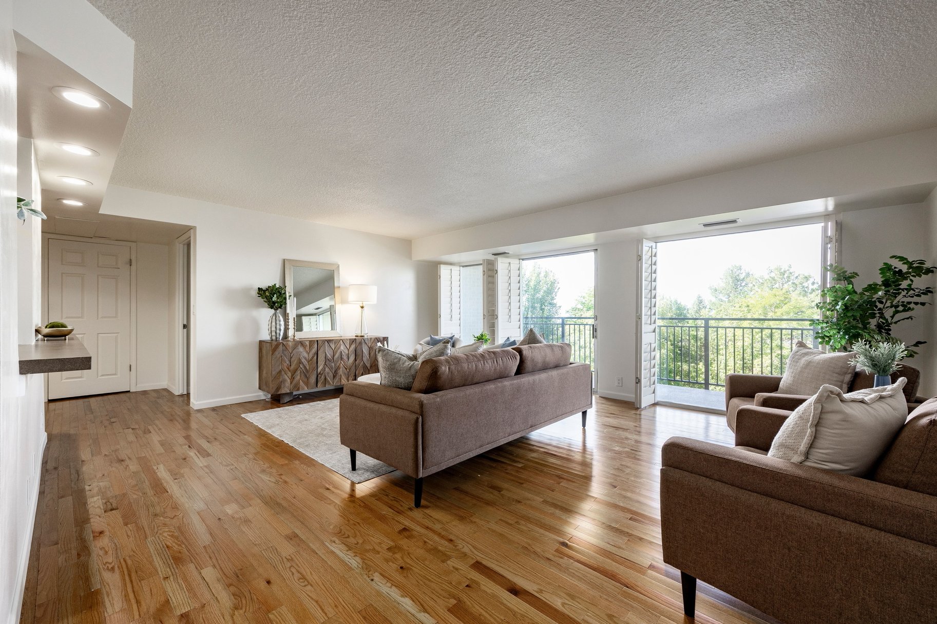  Spacious Canyon Crest Condo with Sweeping Valley Views - 物件實景