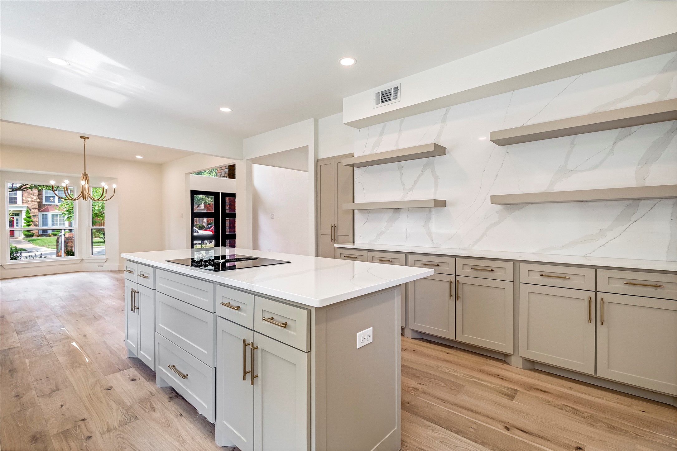 Plano, Texas, 75024, United States, 5 Bedrooms Bedrooms, ,4 BathroomsBathrooms,Residential,For Sale,1933059