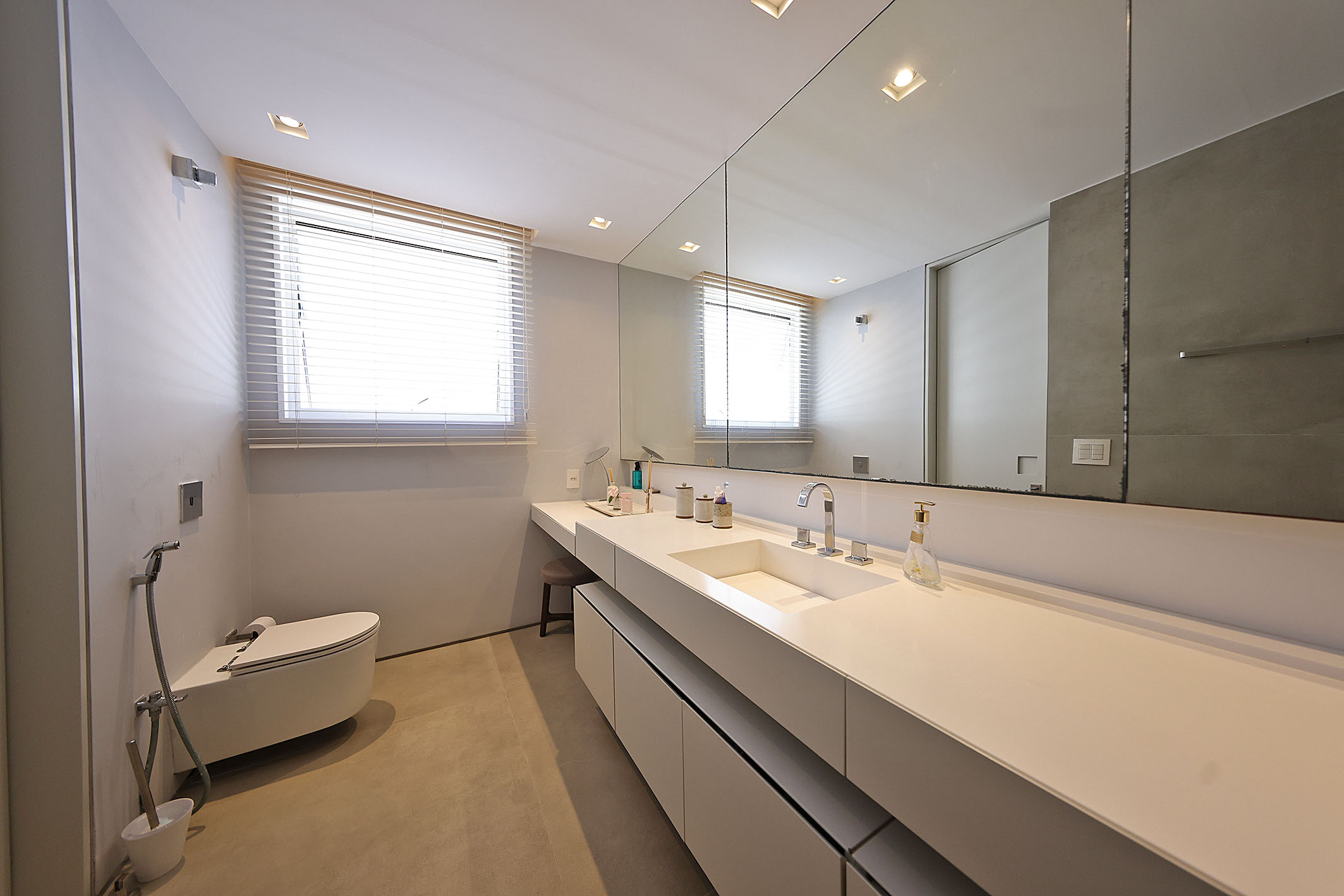  Contemporary house in Barra da Tijuca with four suites and leisure area - 物件實景