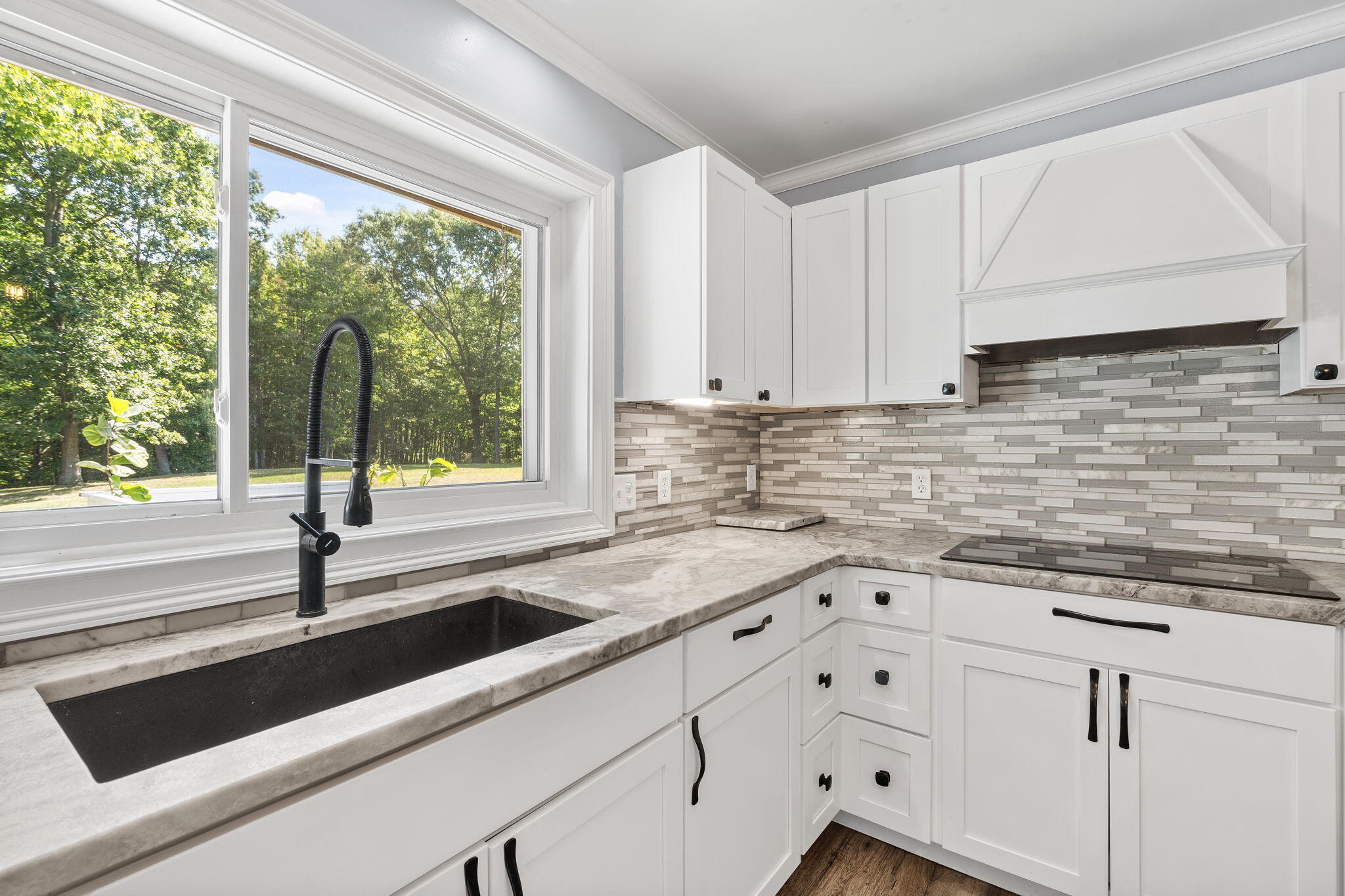 Holland, Michigan, 49423, United States, 5 Bedrooms Bedrooms, ,4 BathroomsBathrooms,Residential,For Sale,1982787