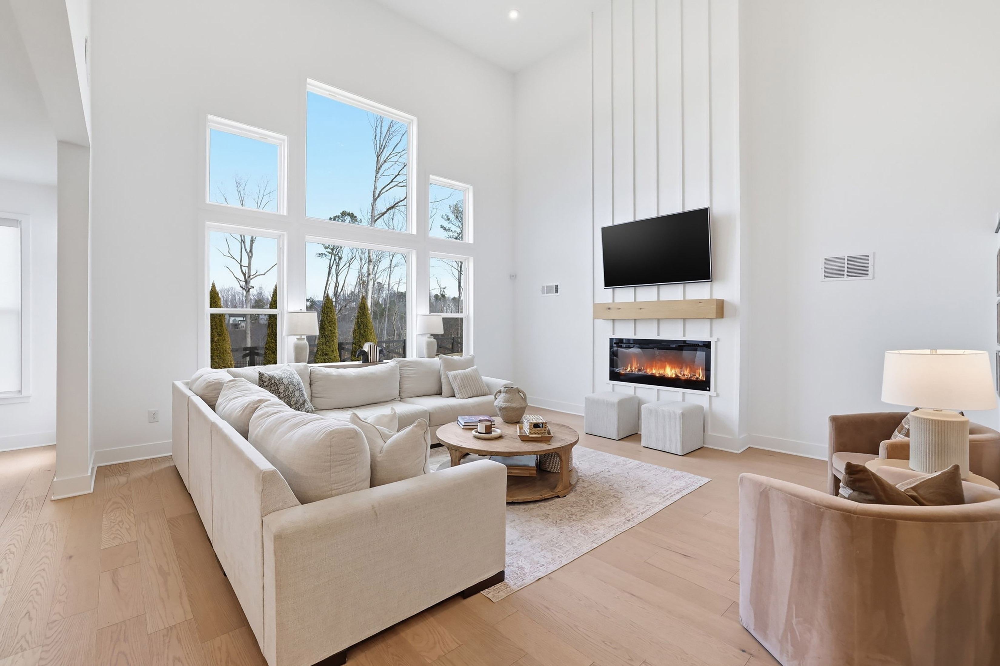  Stunning White Brick Modern Farmhouse Blends Timeless Charm with Elevated Design - 物件實景